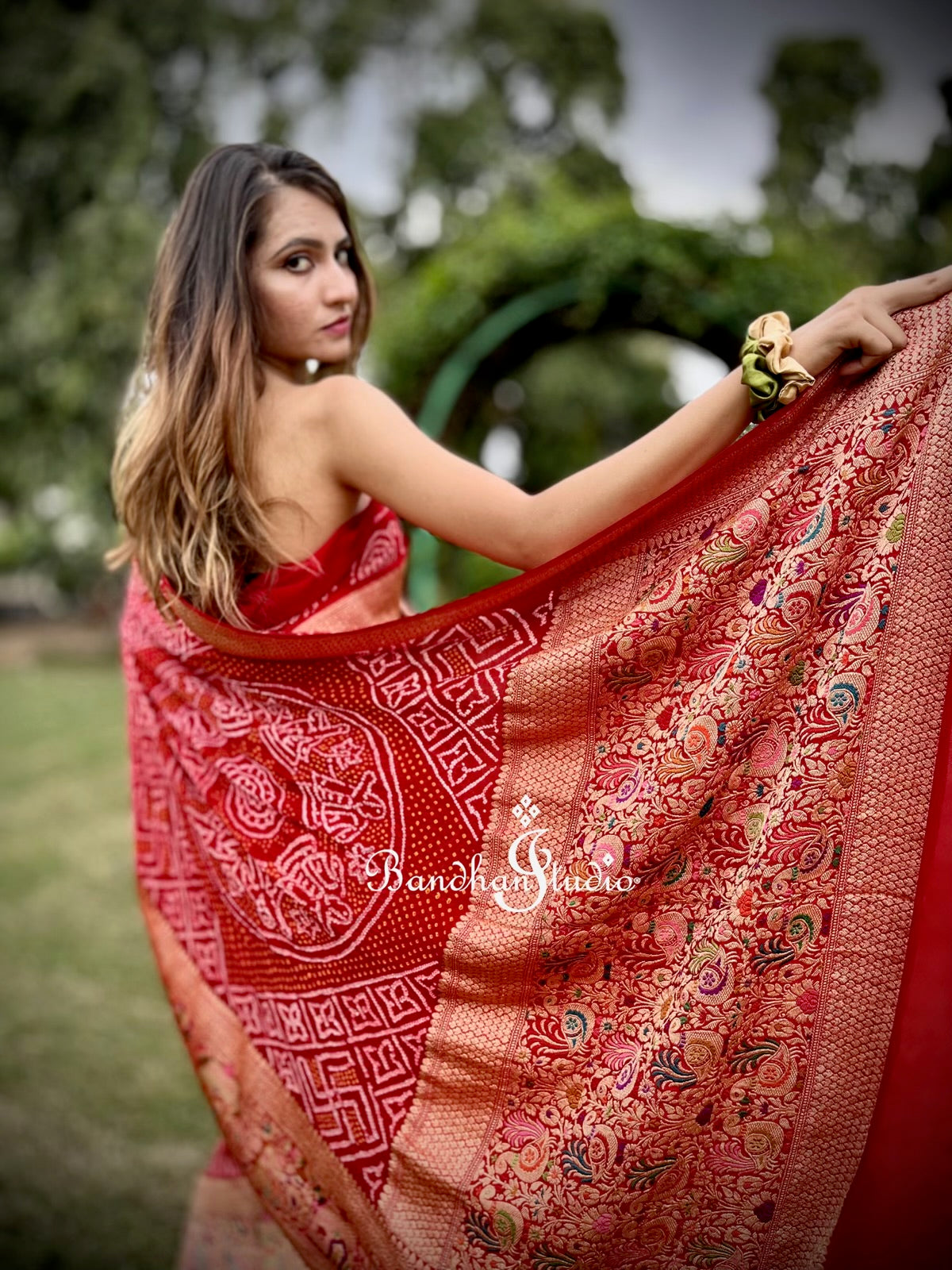Red Kadwa Weave Banarasi Bandhani Saree