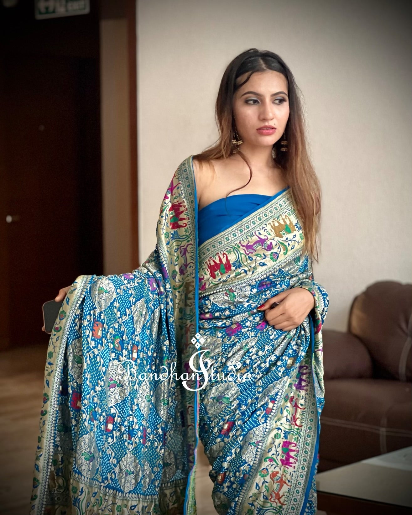 Turquoise Shikargah Bandhani Saree
