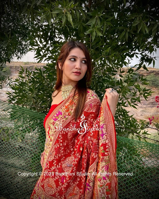 Red Kadamba Shikargah Bandhani saree