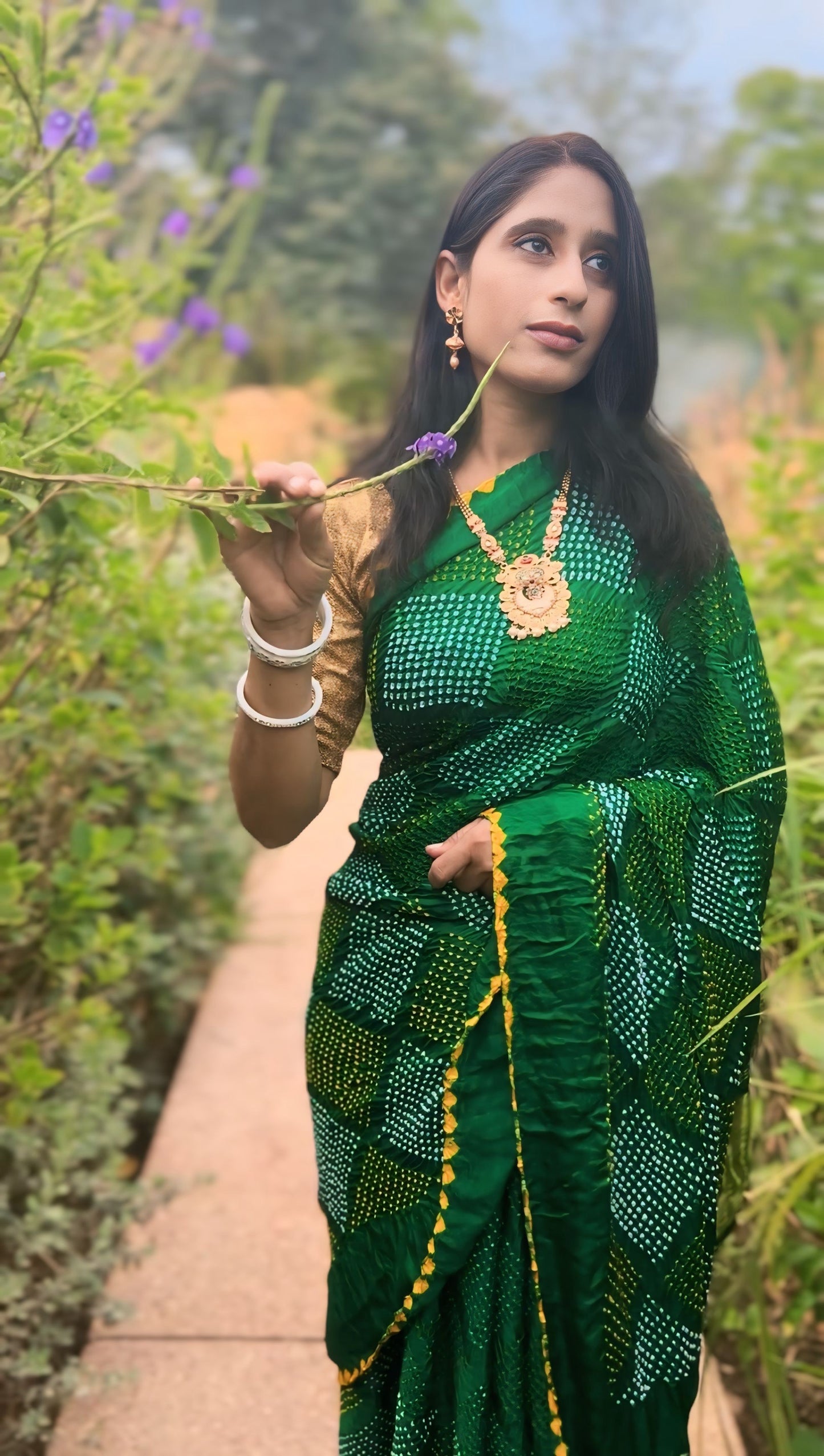 Bottle green Geometric Bandhani on silk
