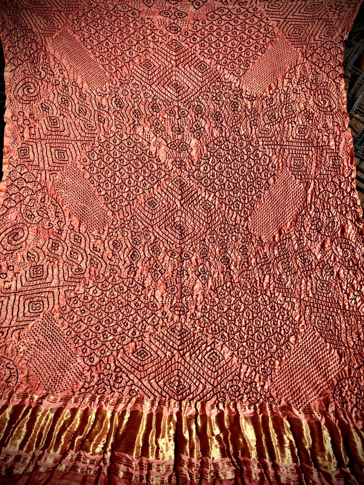 Red Bandhani dots peach shade dupatta